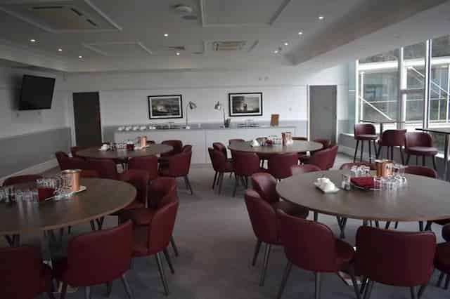 Sandown Park Racecourse