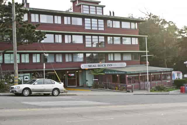Seal Rock Inn venue with inviting exterior, perfect for intimate events and meetings.