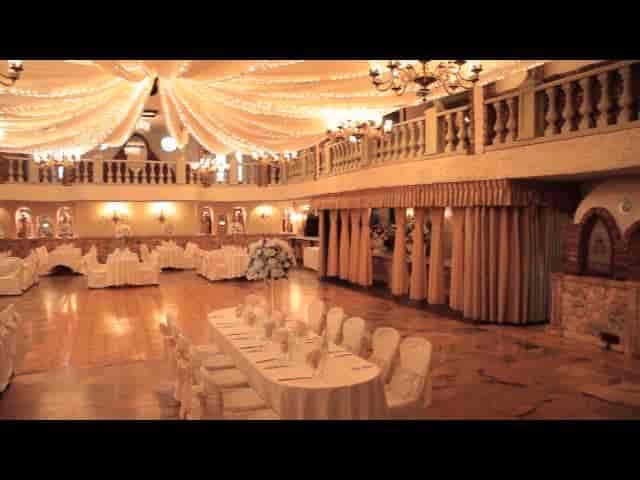 Elegant Grotto Room at Villa Russo, ideal for weddings and formal gatherings.