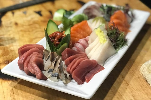 Vibrant sushi platter at Hakashi Japanese Bar & Grill for upscale events and catering.