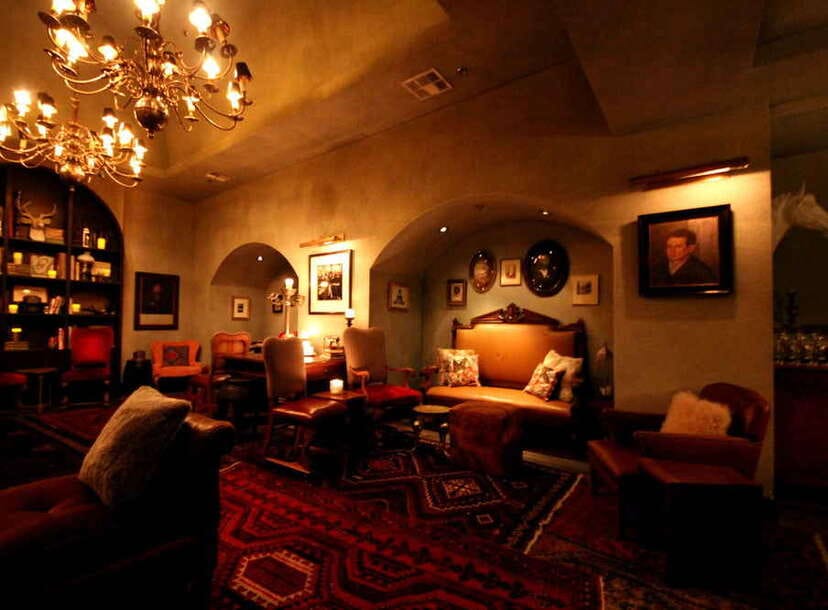 Marianne's Salon: elegant meeting space with plush seating for networking events.