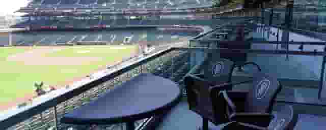 Alaska Airlines Club Level