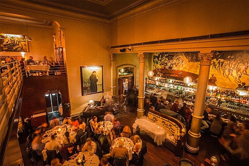 Vibrant BIX San Francisco bar, elegant decor for upscale events and intimate gatherings.