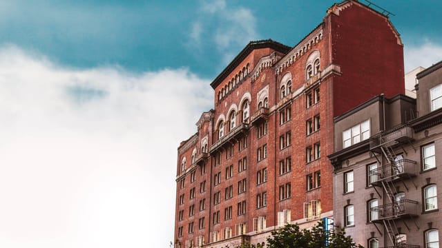 Historic Harbor Court Hotel with brick facade, perfect for events and gatherings.