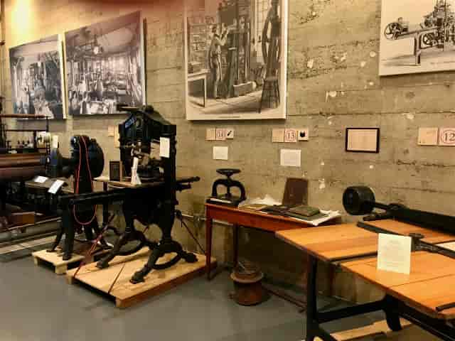 Vintage workshop with historical tools at American Bookbinders Museum for unique events.