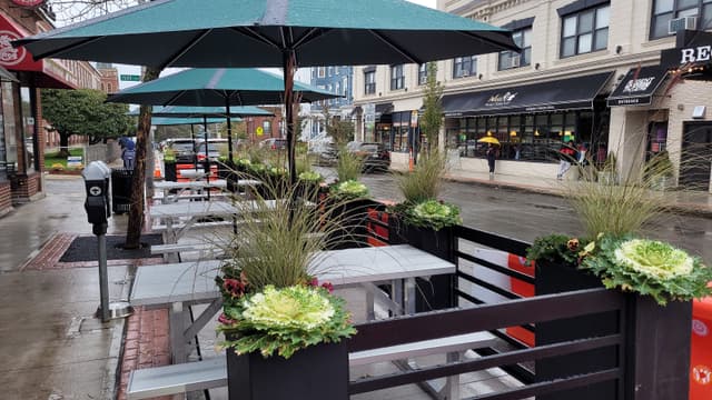 Outdoor parklet