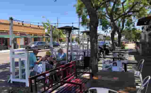Outdoor parklet