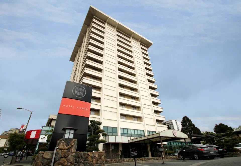 Modern Hotel Kabuki Courtyard, sleek design for conferences and events.