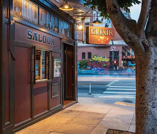 Charming venue entrance at Elixir To Go, ideal for intimate gatherings and networking events.