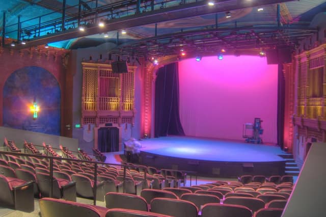 Brava Theater Center