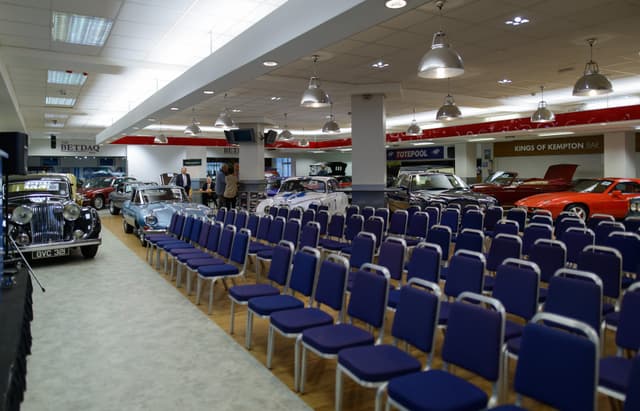 Kempton Park Racecourse