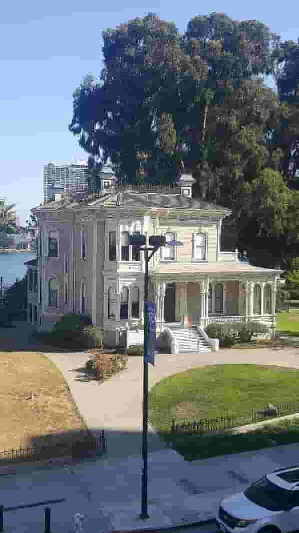 Camron-Stanford House