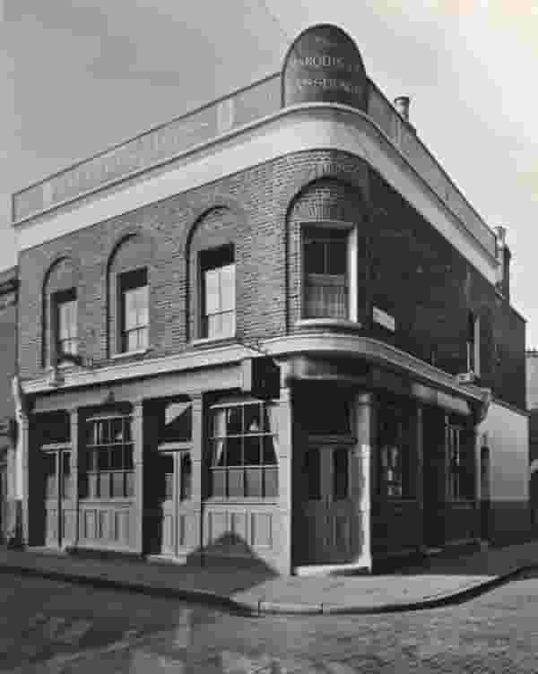 The Lansdowne Pub