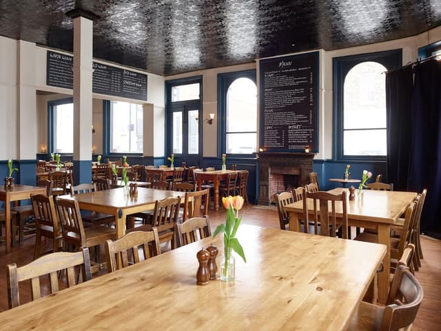 The Lansdowne Pub