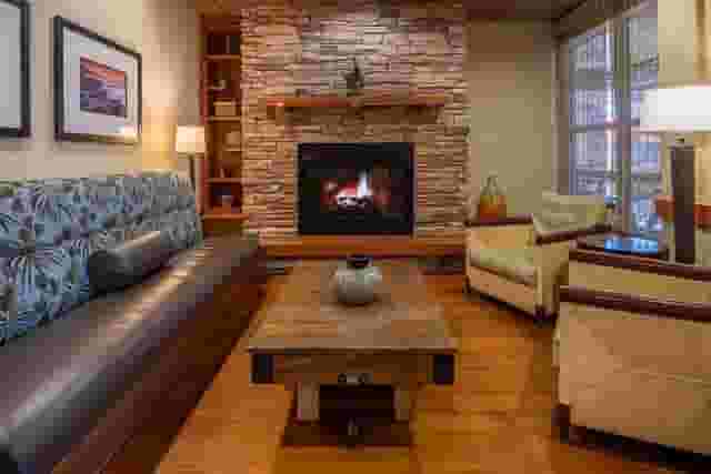 Hearth Lounge