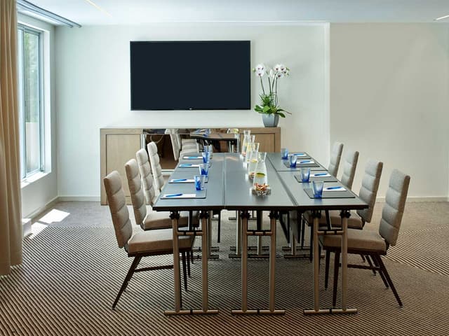 Farallon Hall