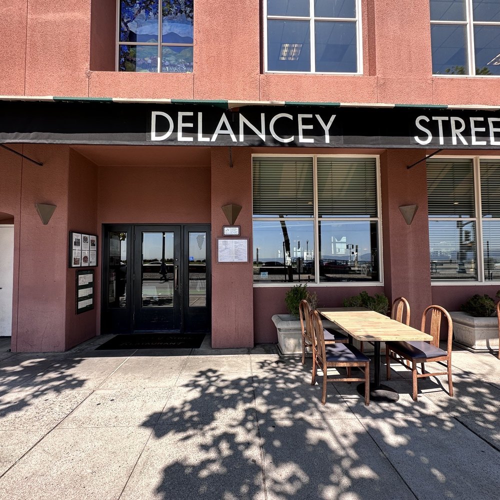 Delancey Street Restaurant - image 3