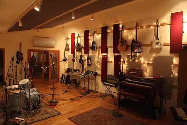 Decibelle Recording studio with warm lighting, ideal for music workshops and events.