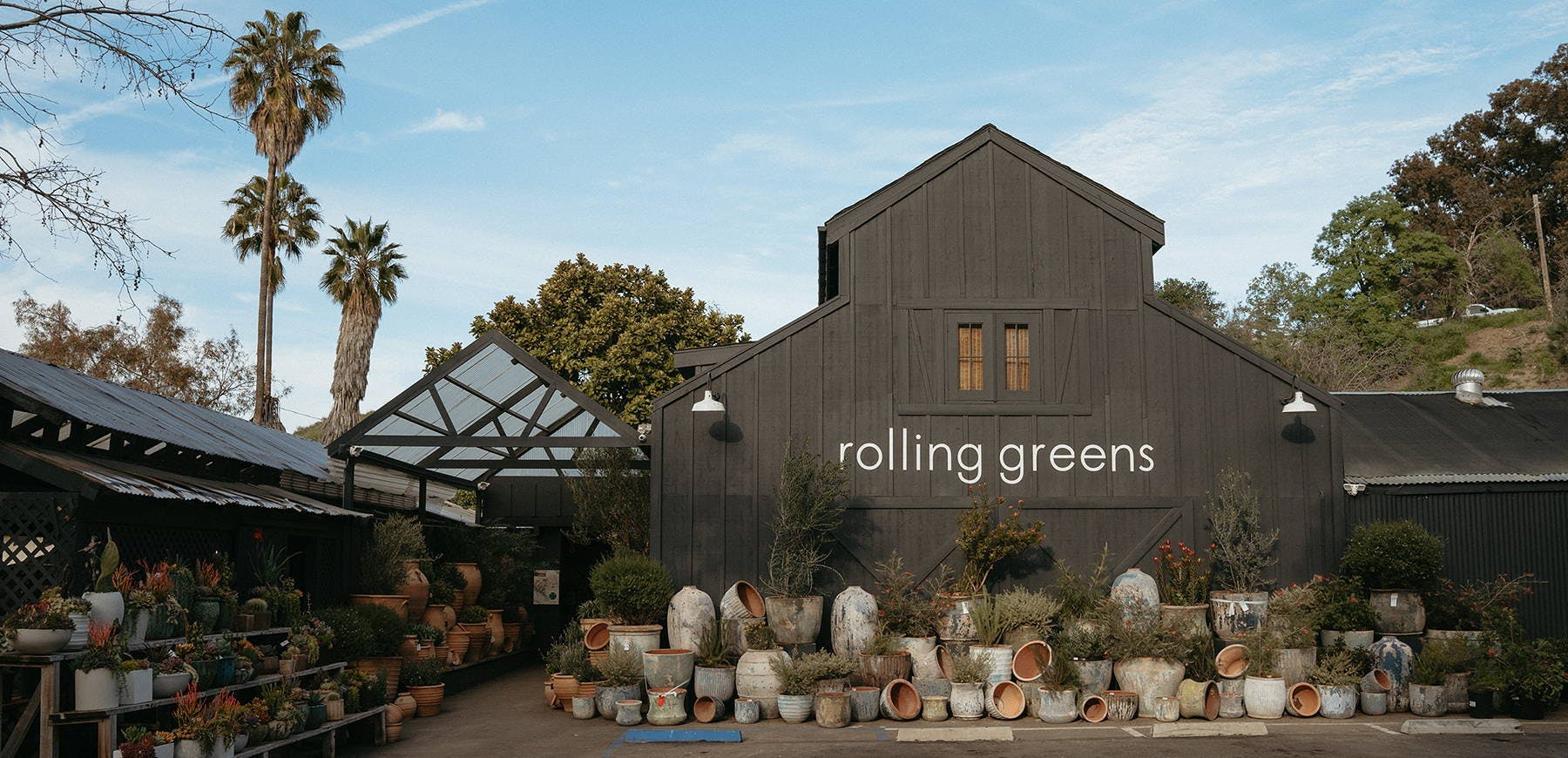 Charming rustic barn venue in Rolling Greens, perfect for weddings and outdoor events.