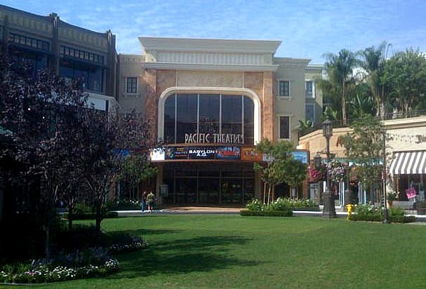 Vibrant Glendale movie theater with spacious lawn for outdoor events and gatherings.
