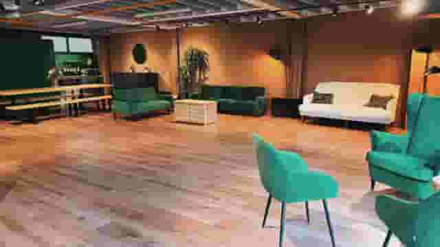 Self-Retreat Studio