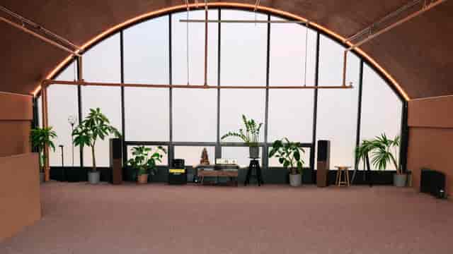 Self-Retreat Studio - image 2