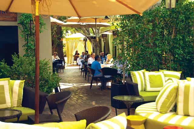 Inside Dining Private Party Set