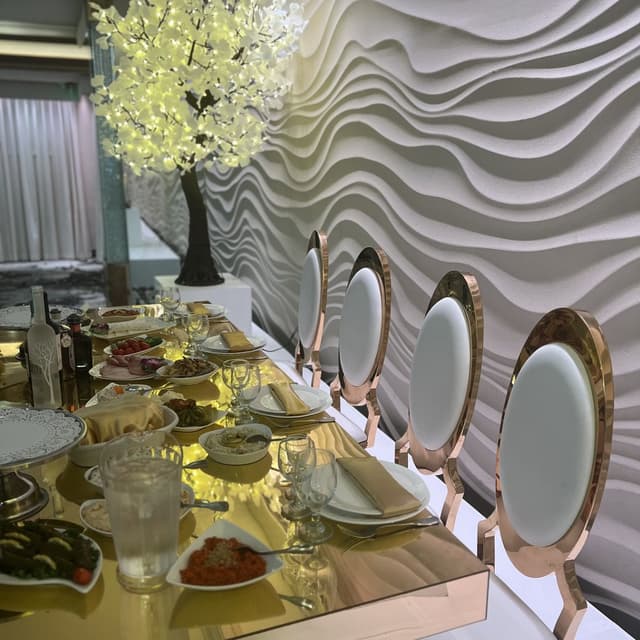 Banquet hall