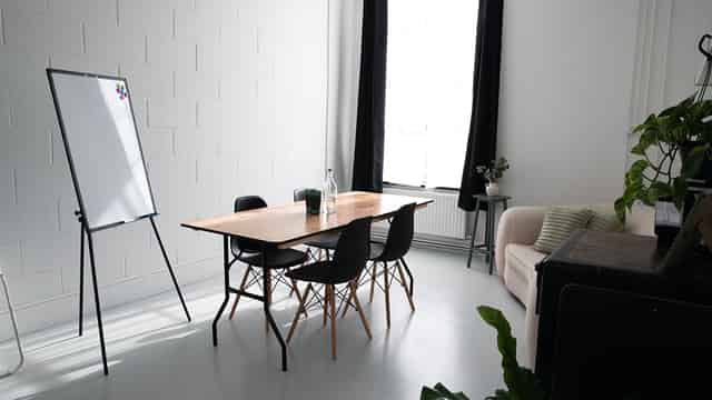 Klatch Studio - Bijou Room