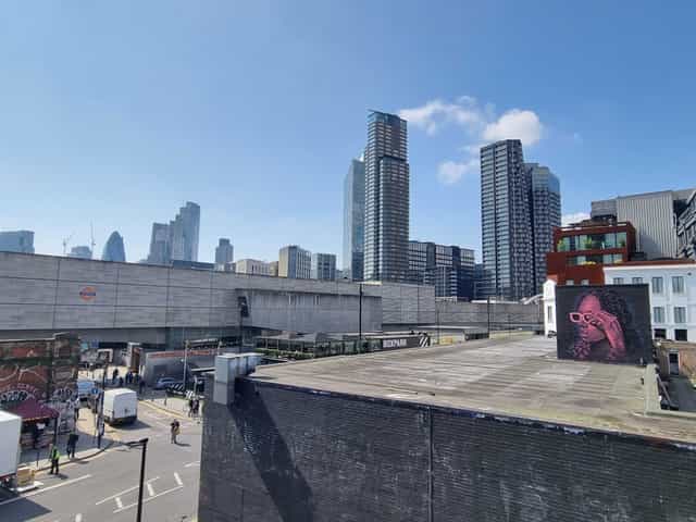 Vibrant urban venue with modern architecture for dynamic events and gatherings.