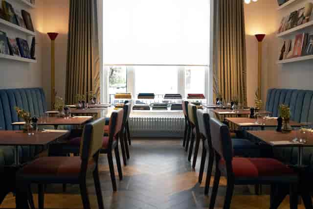 Henderson Dining Room at The Laslett: modern, well-lit space for intimate events and meetings.