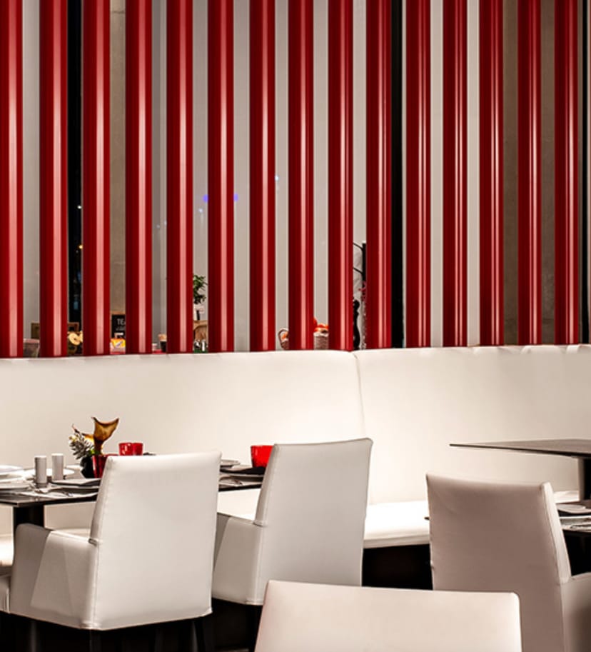 Spiral Restaurant at Porta Fira Hotel: modern dining space for events and gatherings.