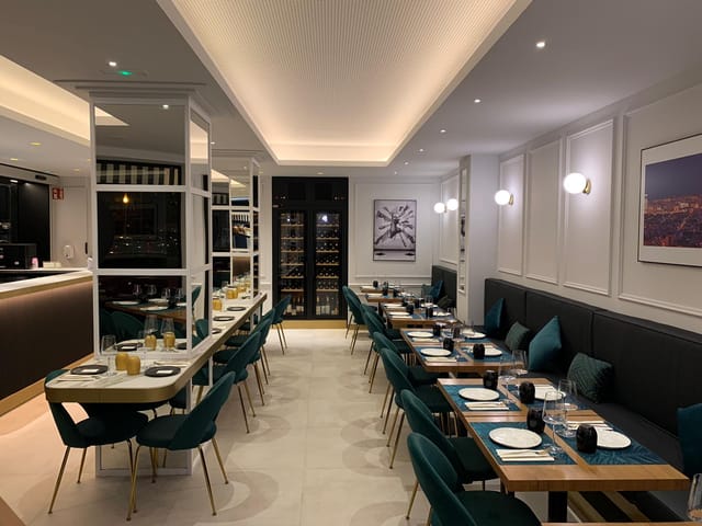Elegant dining space at Casa Varela, perfect for intimate events and networking.
