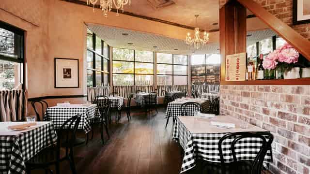 Hybrid Bar Restaurant