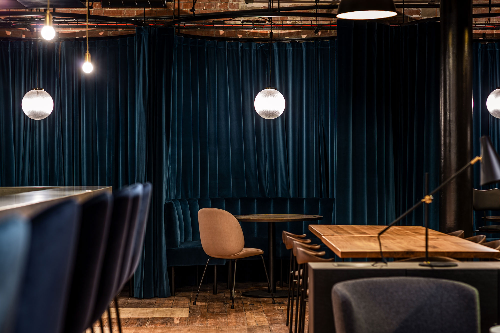 Ministry Lounge velvet booths, networking event, meeting space - Banner