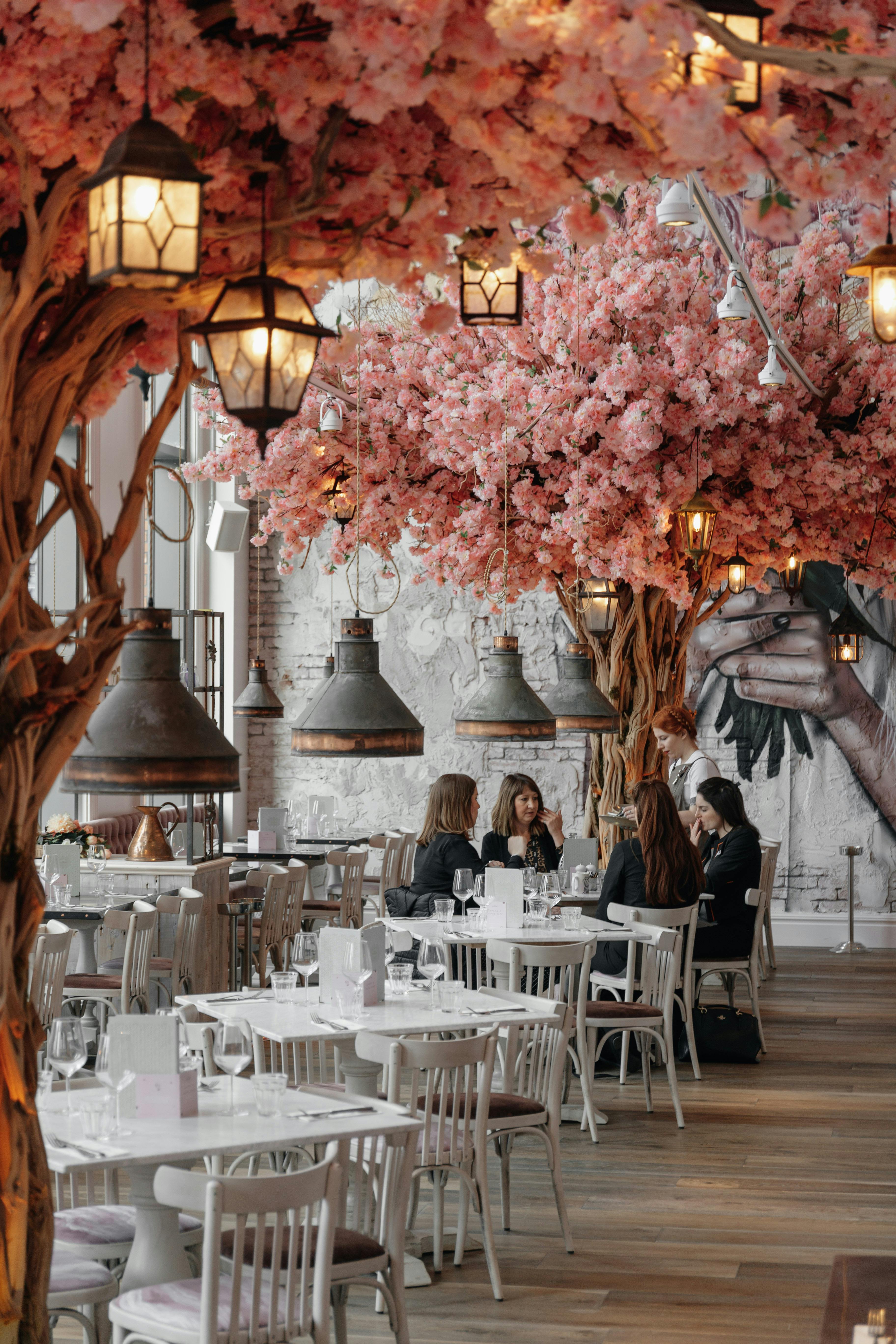 Stylish restaurant venue in The Florist, Watford for corporate events and networking.
