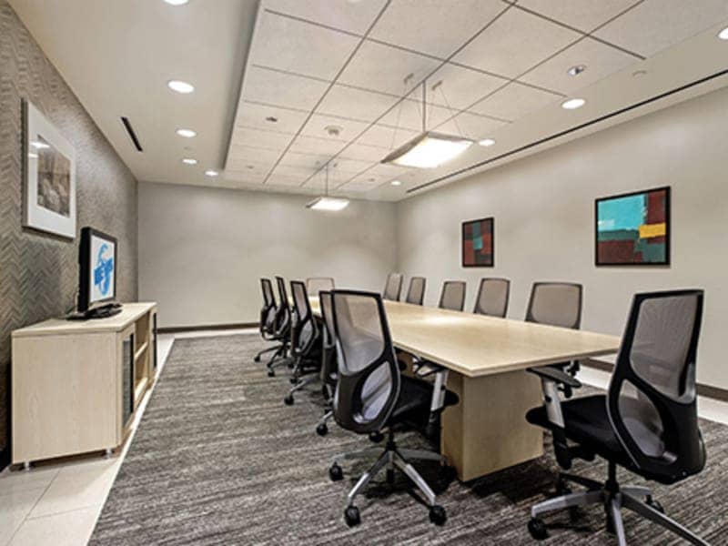 Modern conference room on 17th Floor, Glendale Plaza, ideal for corporate meetings.