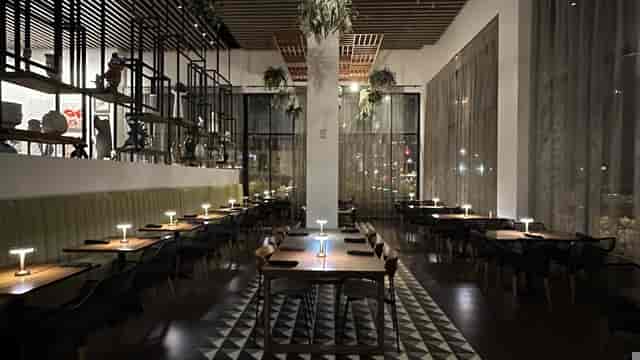 Olia Restaurant at The Glenmark: modern venue with warm lighting for events and dining.
