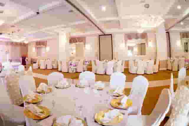 Multi-room indoor space