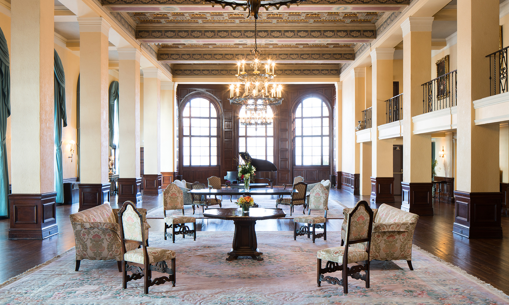 Elegant meeting room with high ceilings at The Ebell of Los Angeles for upscale events.