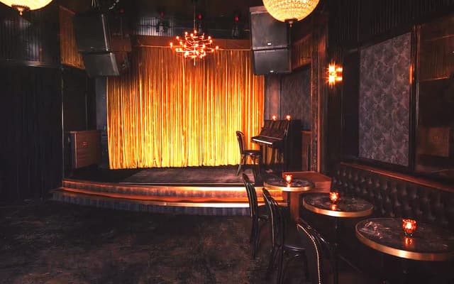 Bar