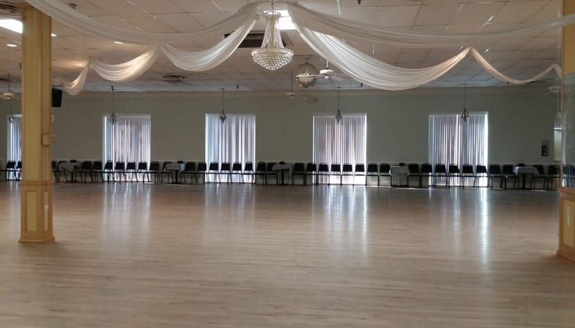 Spacious Hollywood dance studio rental with elegant drapery for events and workshops.