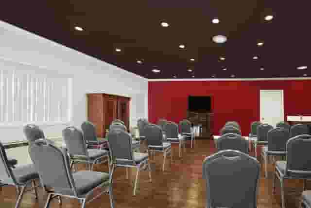 Medium Conference Room