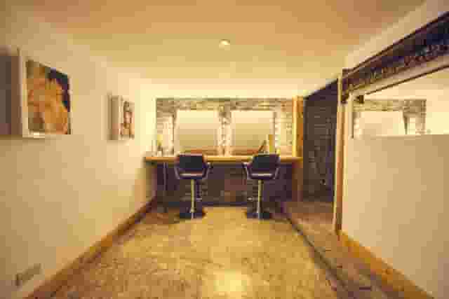 MOTEL
