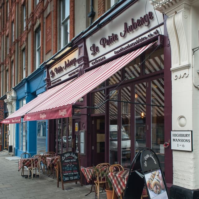 La Petite Auberge
