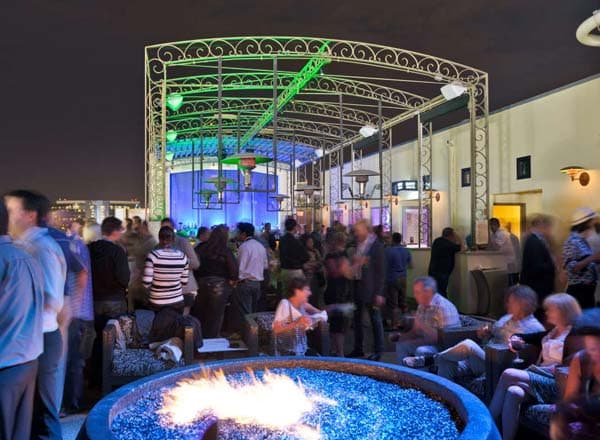 ALTITUDE Sky Lounge