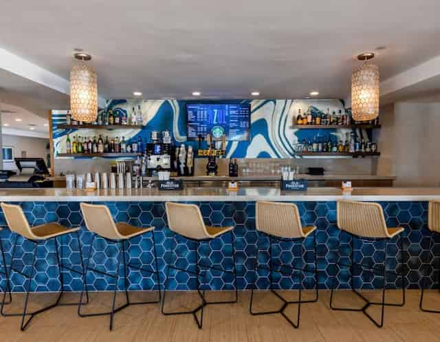 Redondo Beach Hotel +1 more