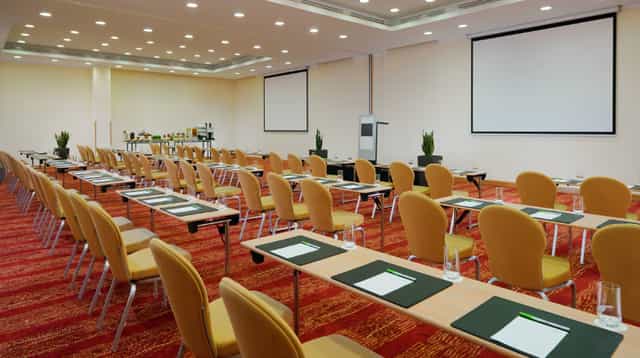 Meeting room setup at Courtyard by Marriott for professional events and networking.