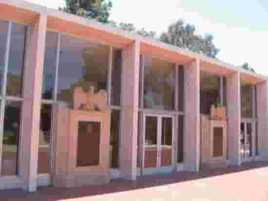 War Memorial Building