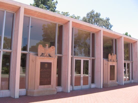 War Memorial Building